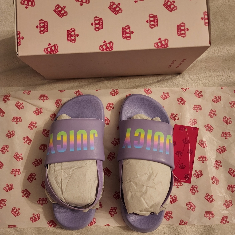 NWT Girls Slides size 10 Medium